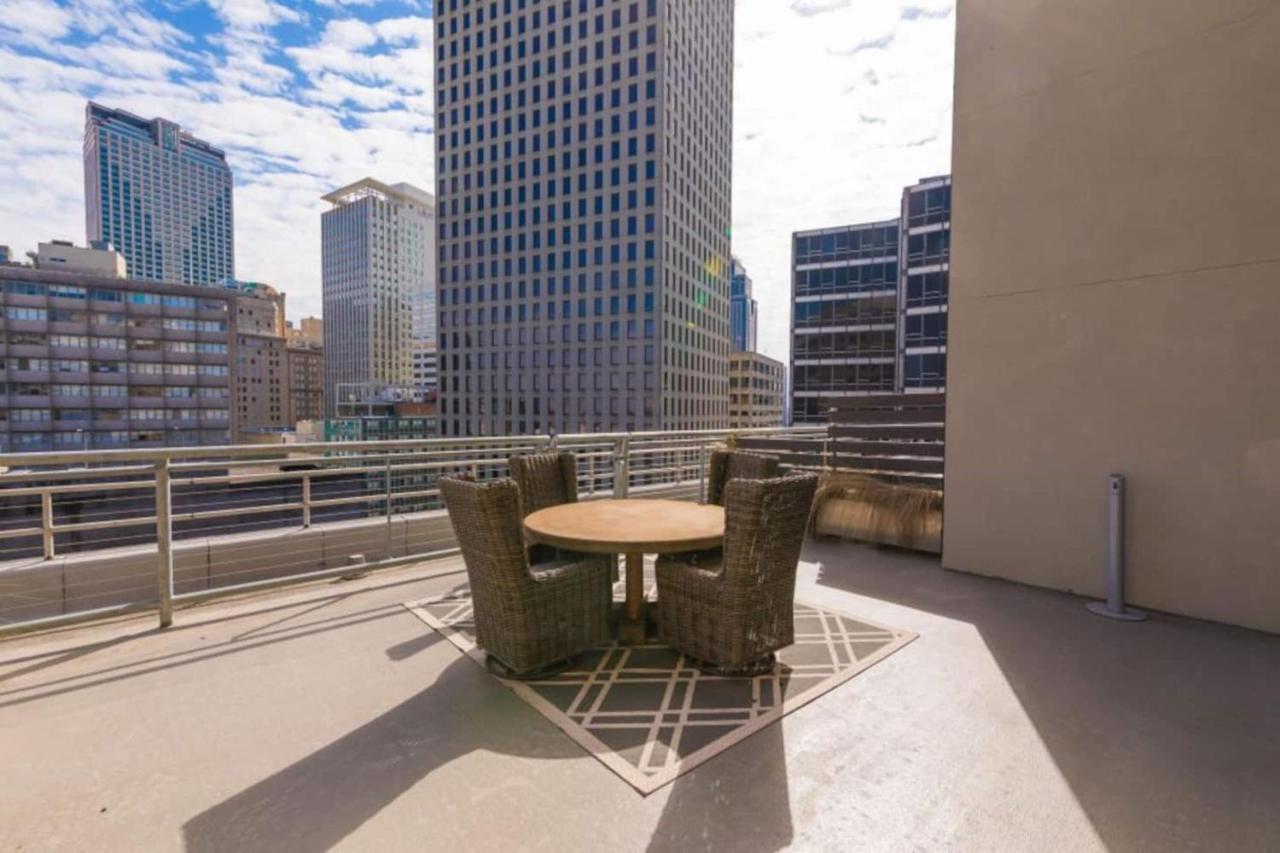 Spacious Modern Near French Quarter *