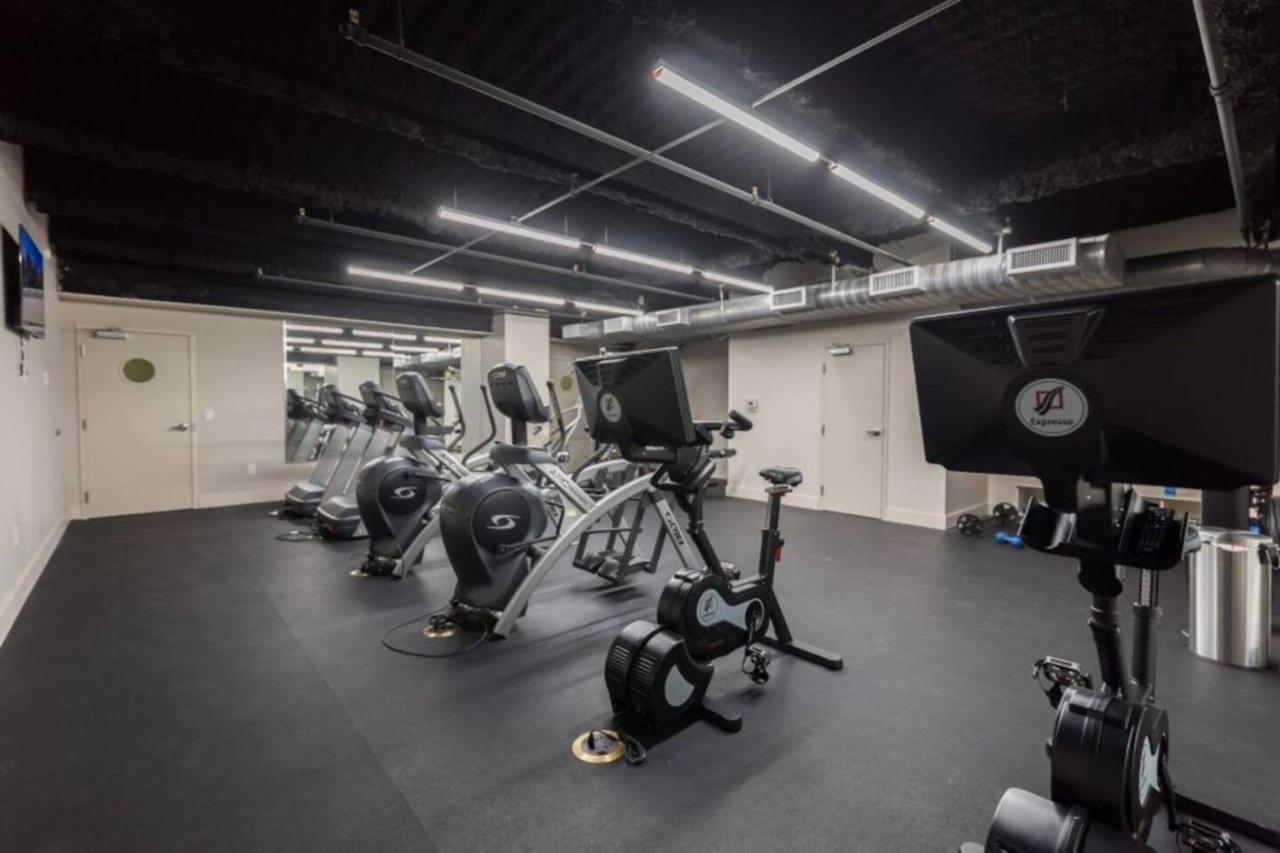 Spacious Modern Near French Quarter *